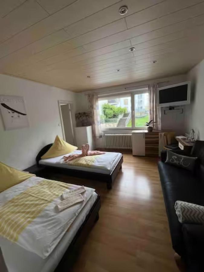 Zimmer In Koeln Екстер'єр фото